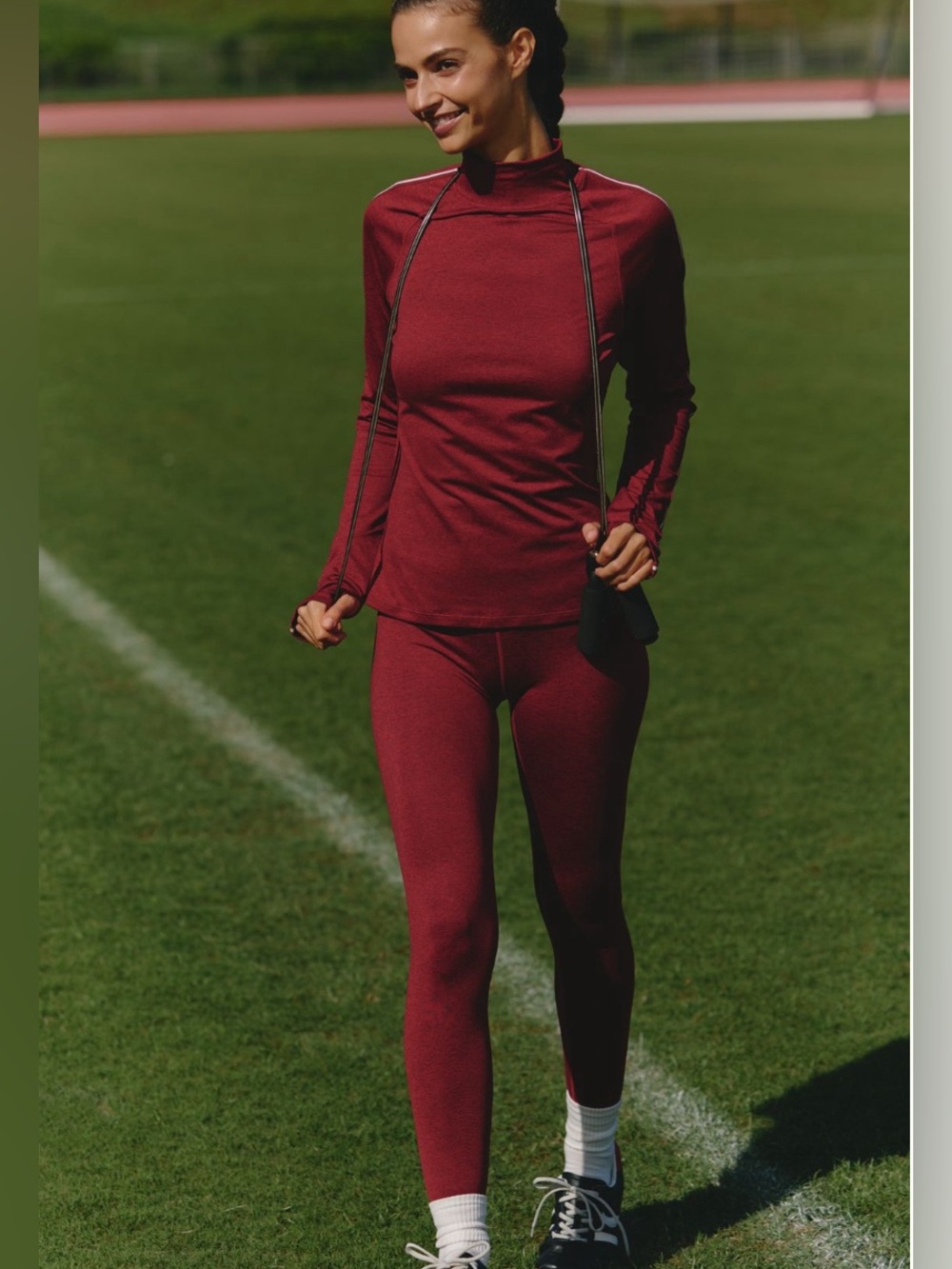 Varley SET always mock-neck long sleeve top and Varley always leggings. SET
